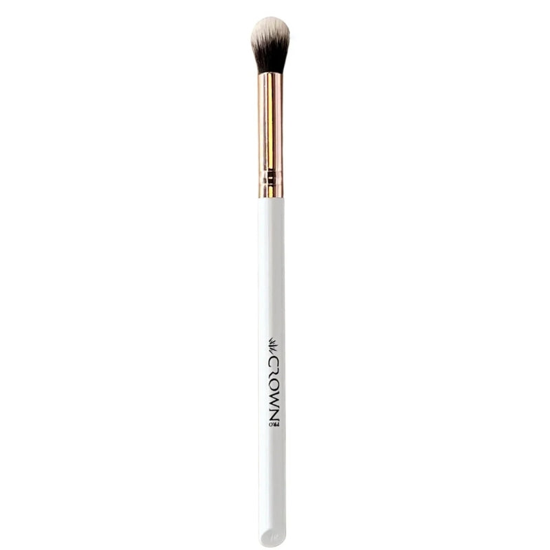 Crown Pro Blending Crease Brush CWG06