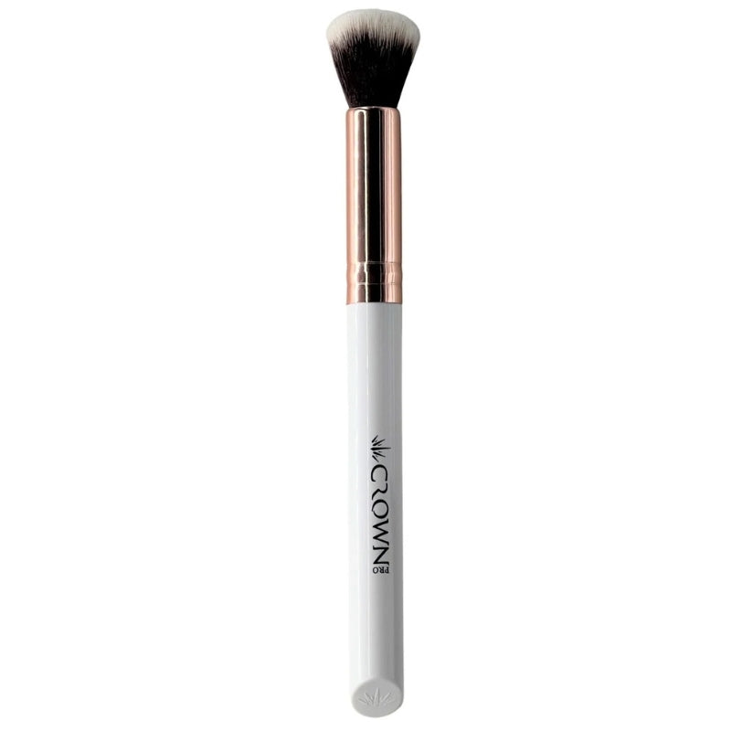 Crown Pro Highlighter/Contour Brush CWG05