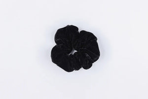 Mad About Bows Velvet Scrunchie Black